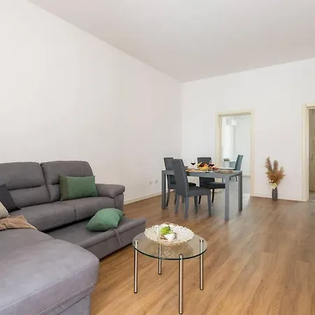 Casa Levante - Near The Station And Center Appartamento *
