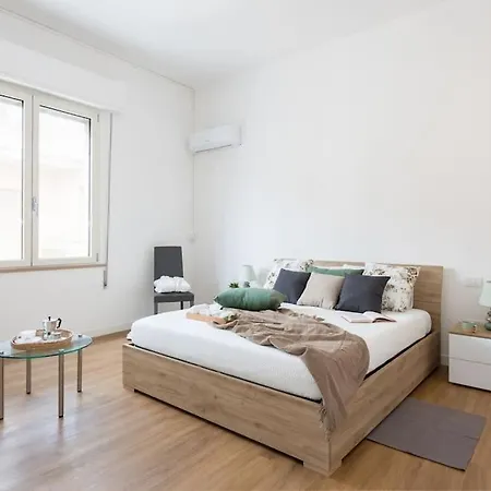 Casa Levante - Near The Station And Center Appartamento