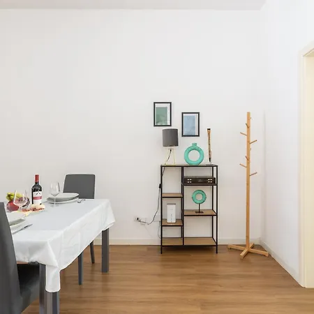 Casa Levante - Near The Station And Center アパート *
