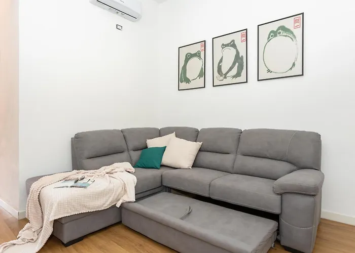 Casa Levante - Near The Station And Center Daire *