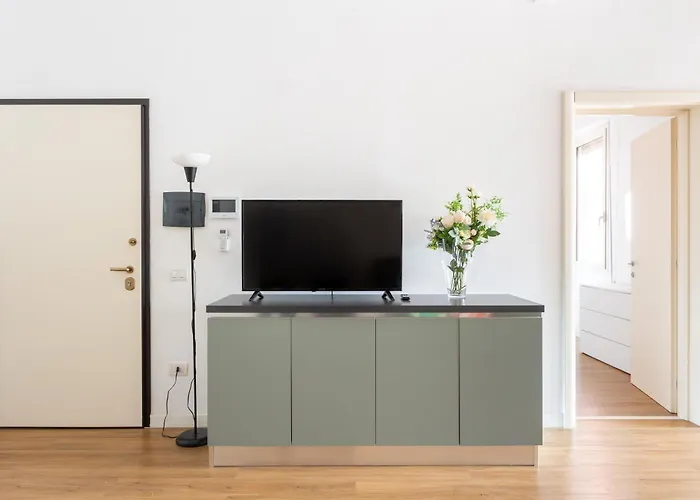 Daire Casa Levante - Near The Station And Center *